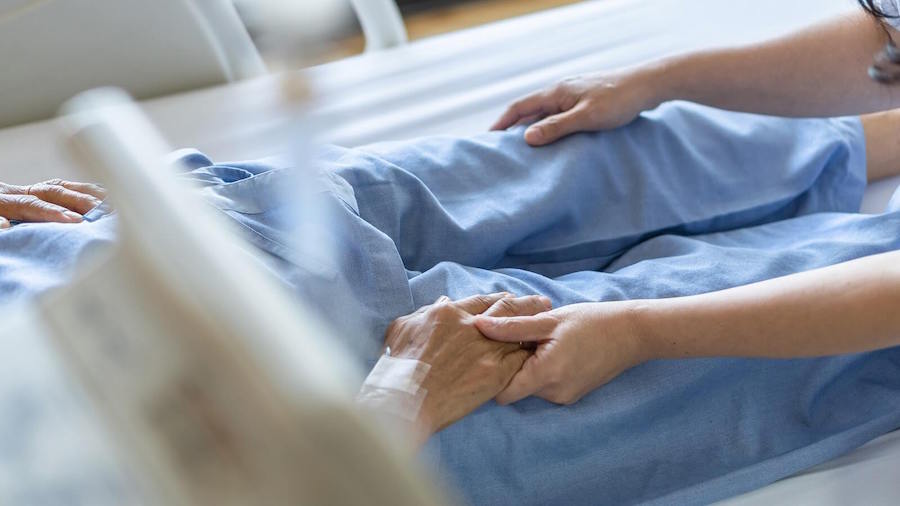 end-of-life-care-issues-and-challenges-envision-hospice